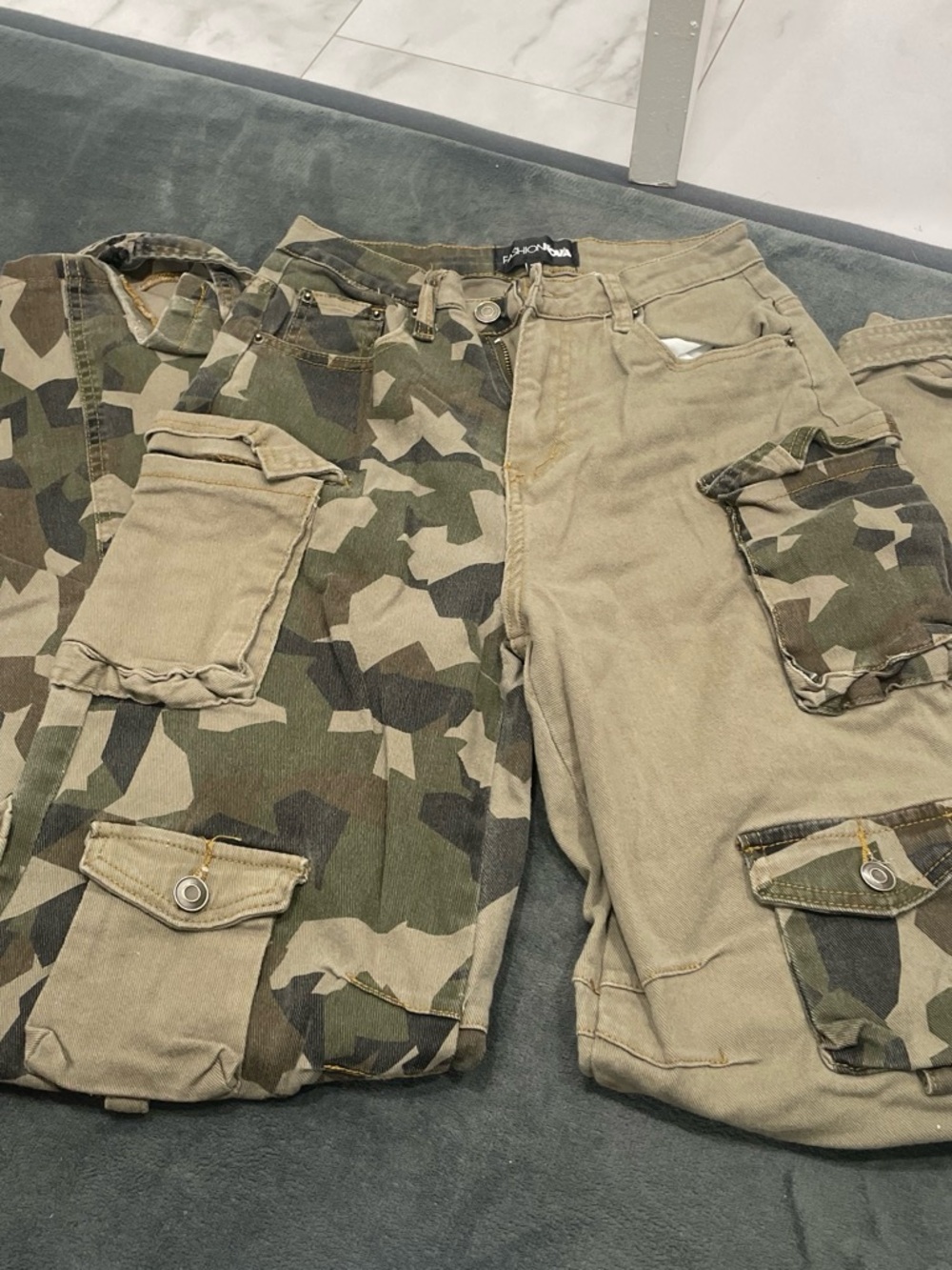 Fashion Nova Womens Two-Tone Cargo Pants - Olive Camo & Khaki